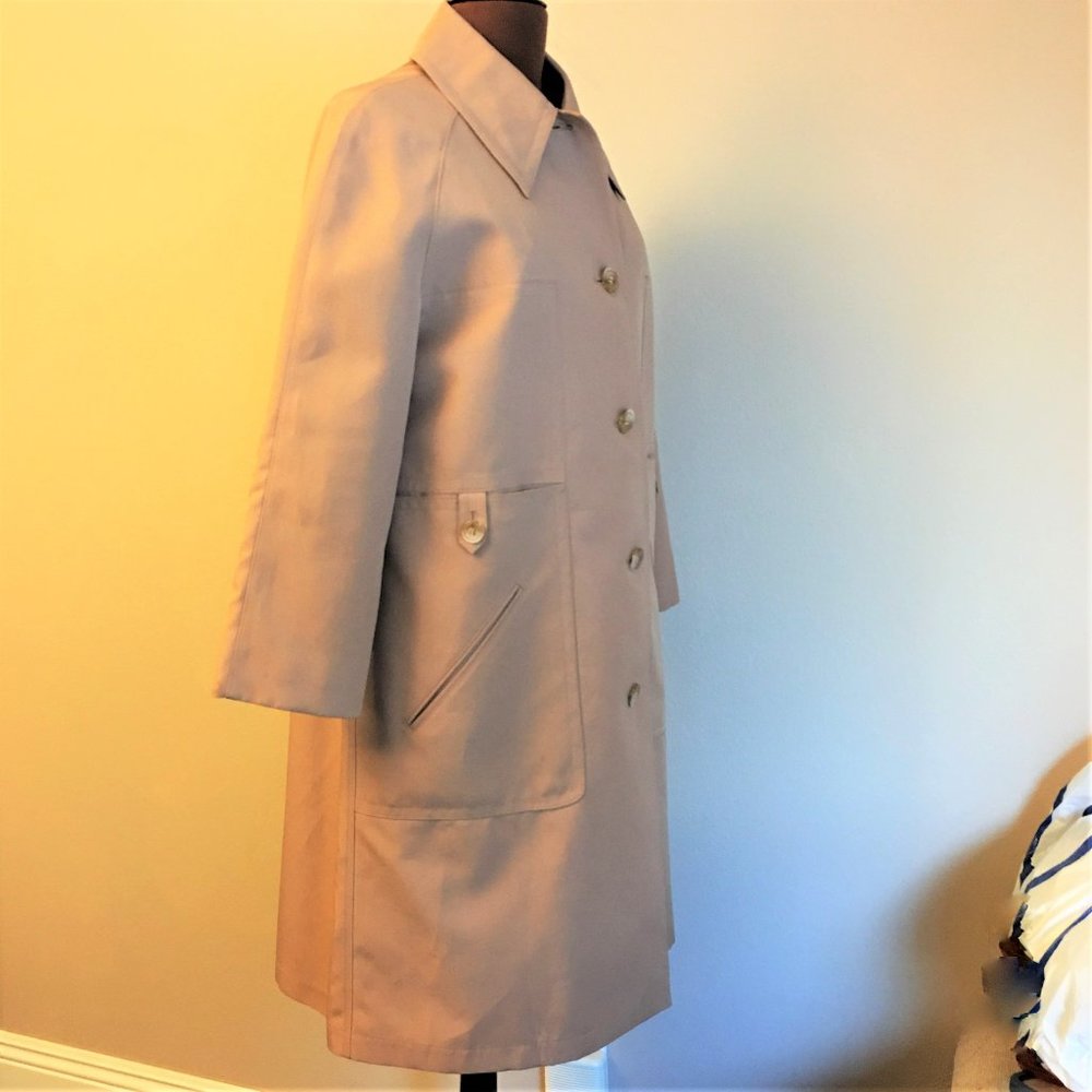 MISTY HARBOR Tan Trench Coat |  Late 60's Vintage! - Picture 3 of 15